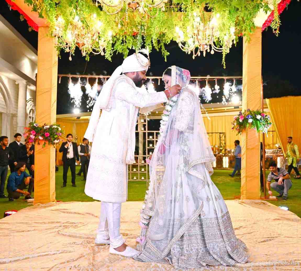 Beautiful wedding photography by SDM Photo Solution - Top Delhi Wedding Photographer